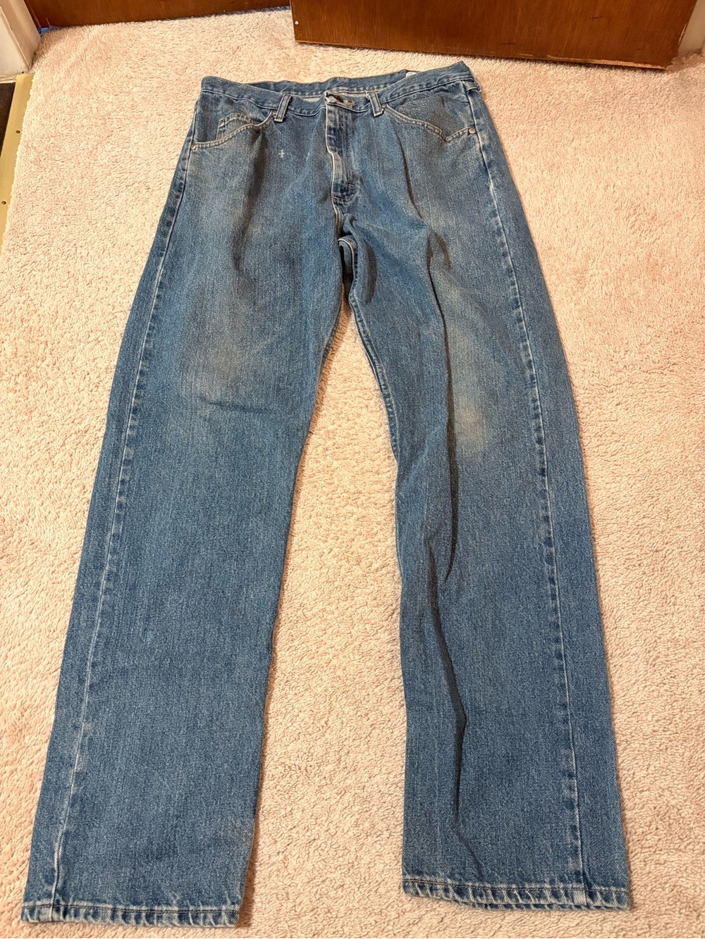 Wrangler Men's Straight Jeans in Blue Denim